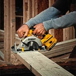 DeWALT® DCA1820 20-Volt MAX Lithium-Ion Battery Adapter for 18-Volt Tools -Cheap Power Tools Store B2230126 E 1