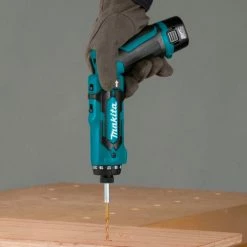 Makita® DF012DSE, 7.2v Lithium-Ion Cordless 1/4" Hex Driver-Drill Kit w/ Auto-Stop Clutch -Cheap Power Tools Store B246860 4